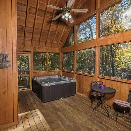 A Mountain Surprise Villa พิเจนฟอร์จ ภายนอก รูปภาพ