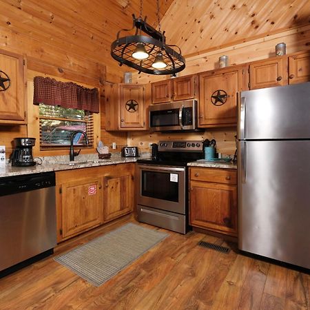 A Mountain Surprise Villa พิเจนฟอร์จ ภายนอก รูปภาพ