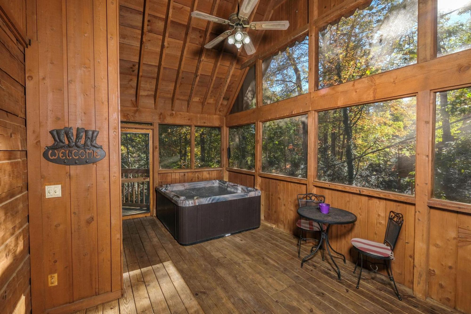 A Mountain Surprise Villa พิเจนฟอร์จ ภายนอก รูปภาพ